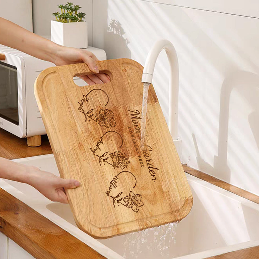 50% OFF✨Customized Mom's Garden Cutting Board With Heart Birth Flowers Names