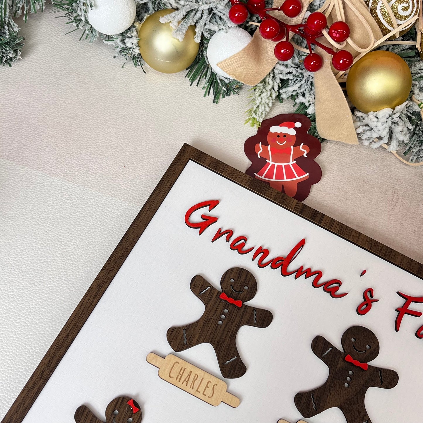 50%OFF⭐️Custom Gingerbread Man Family Name Wooden Frame