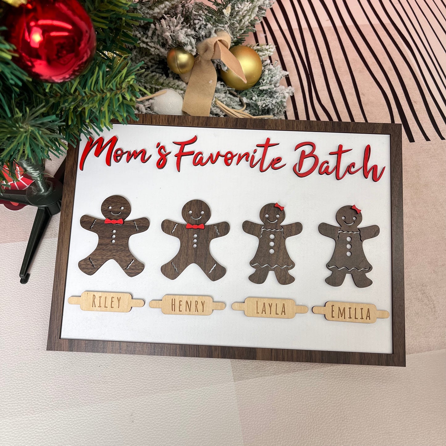 50%OFF⭐️Custom Gingerbread Man Family Name Wooden Frame